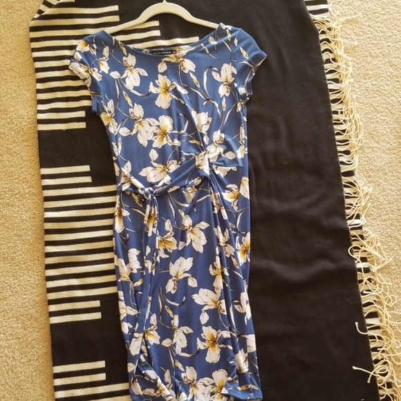 Floral body con dress - Picture 5 of 6